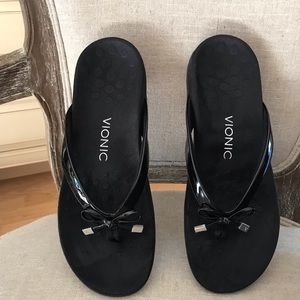 Vionic sandals